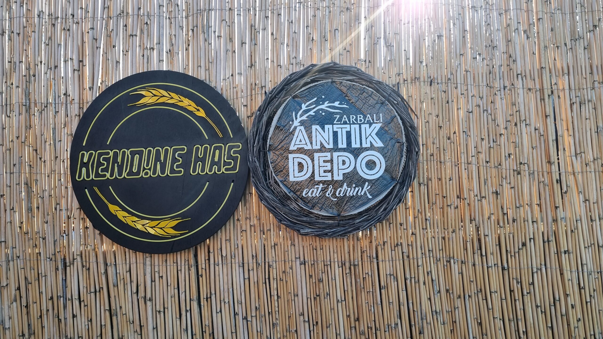 Ayvalık’ın Ezber Bozan Lezzet Durağı: Zarbalı Antik Depo